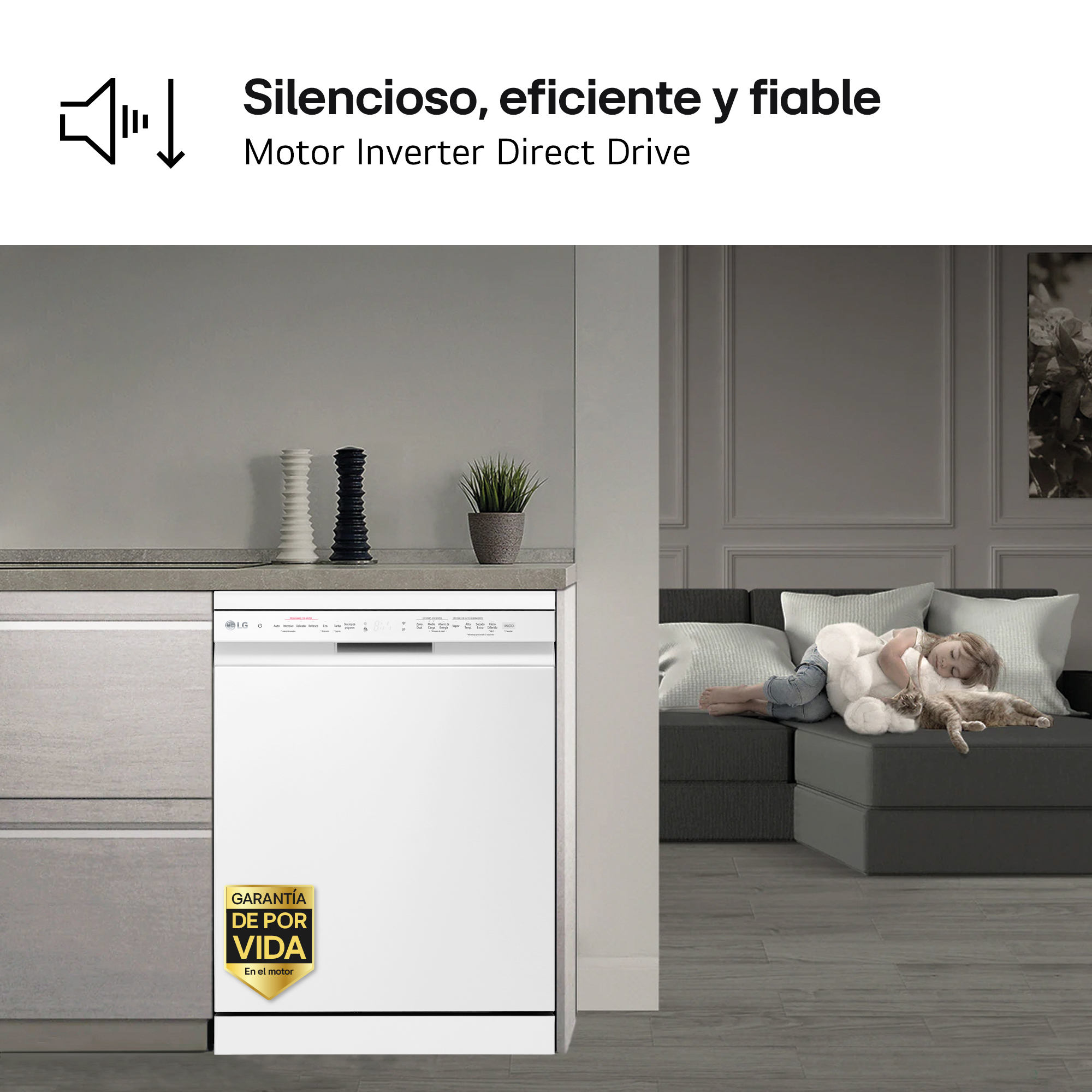 Un lavavajillas blanco está en una cocina. Una niña duerme en un sofá con un gato. El texto dice silencioso, eficiente y fiable.