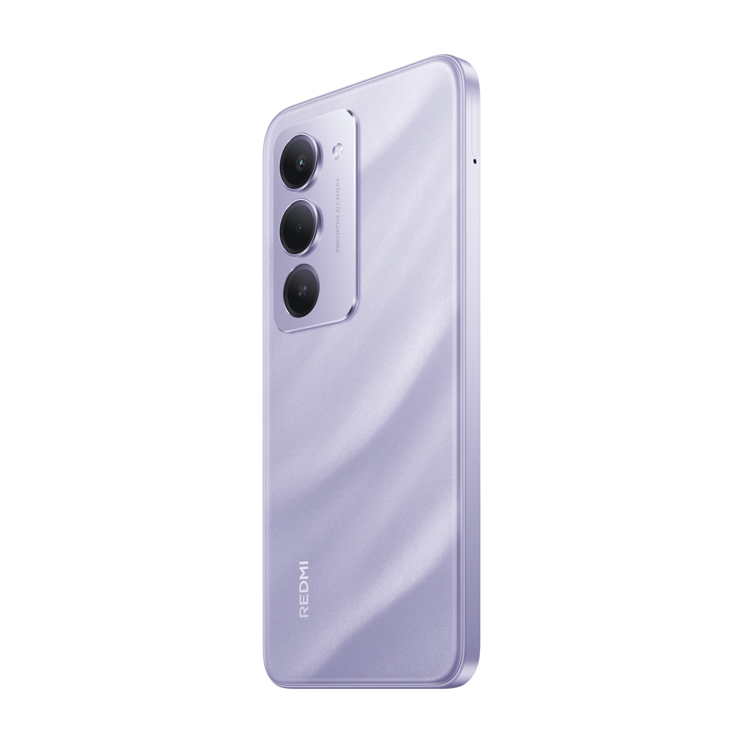 Un telefono Redmi lavanda è mostrato ad angolo. Ha tre obiettivi, il logo Redmi e la scritta 'INNOVATIVE AI CAMERA'.