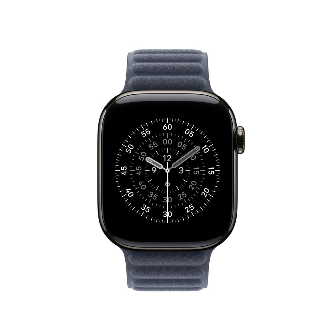Eine schwarze Apple Watch mit dunkelblauem Armband. Das Zifferblatt zeigt ein klassisches Zifferblattdesign mit Minutenmarkierungen.