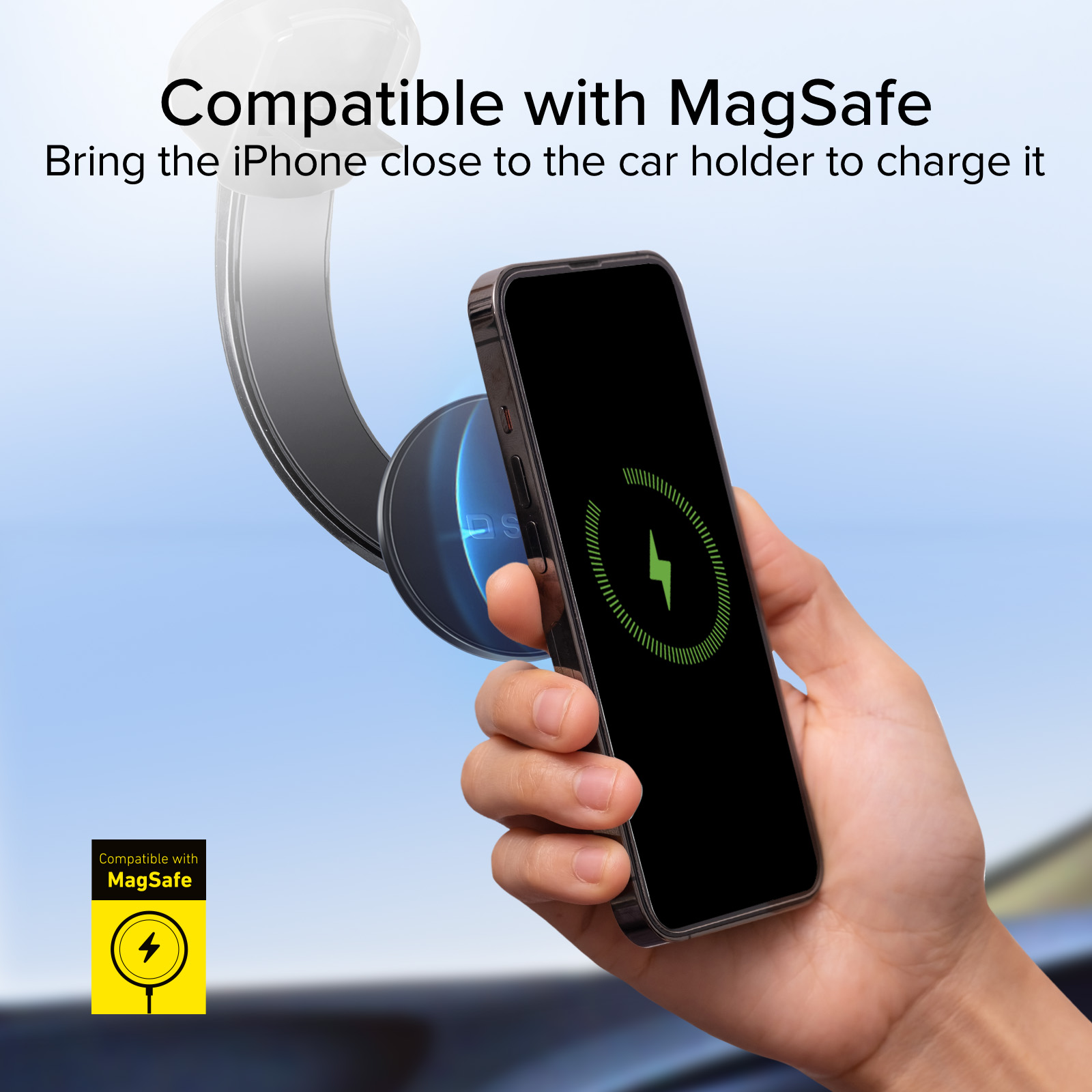 Hand hält iPhone mit Ladeanzeige. Telefon in der Nähe der Autohalterung. Text: Kompatibel mit MagSafe.