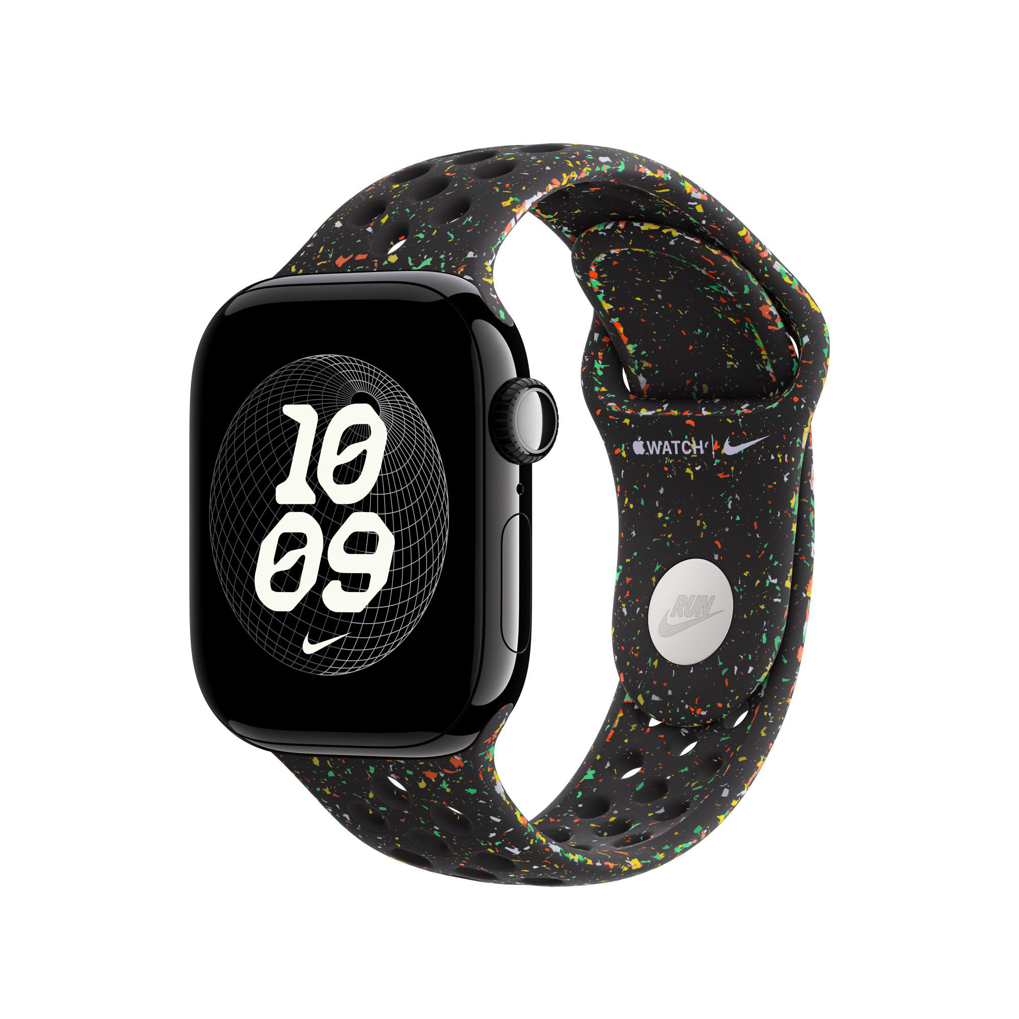 Schwarze Apple Watch mit Nike-Armband. Das Band ist schwarz mit bunten Sprenkeln. Auf dem Zifferblatt steht 10:09.