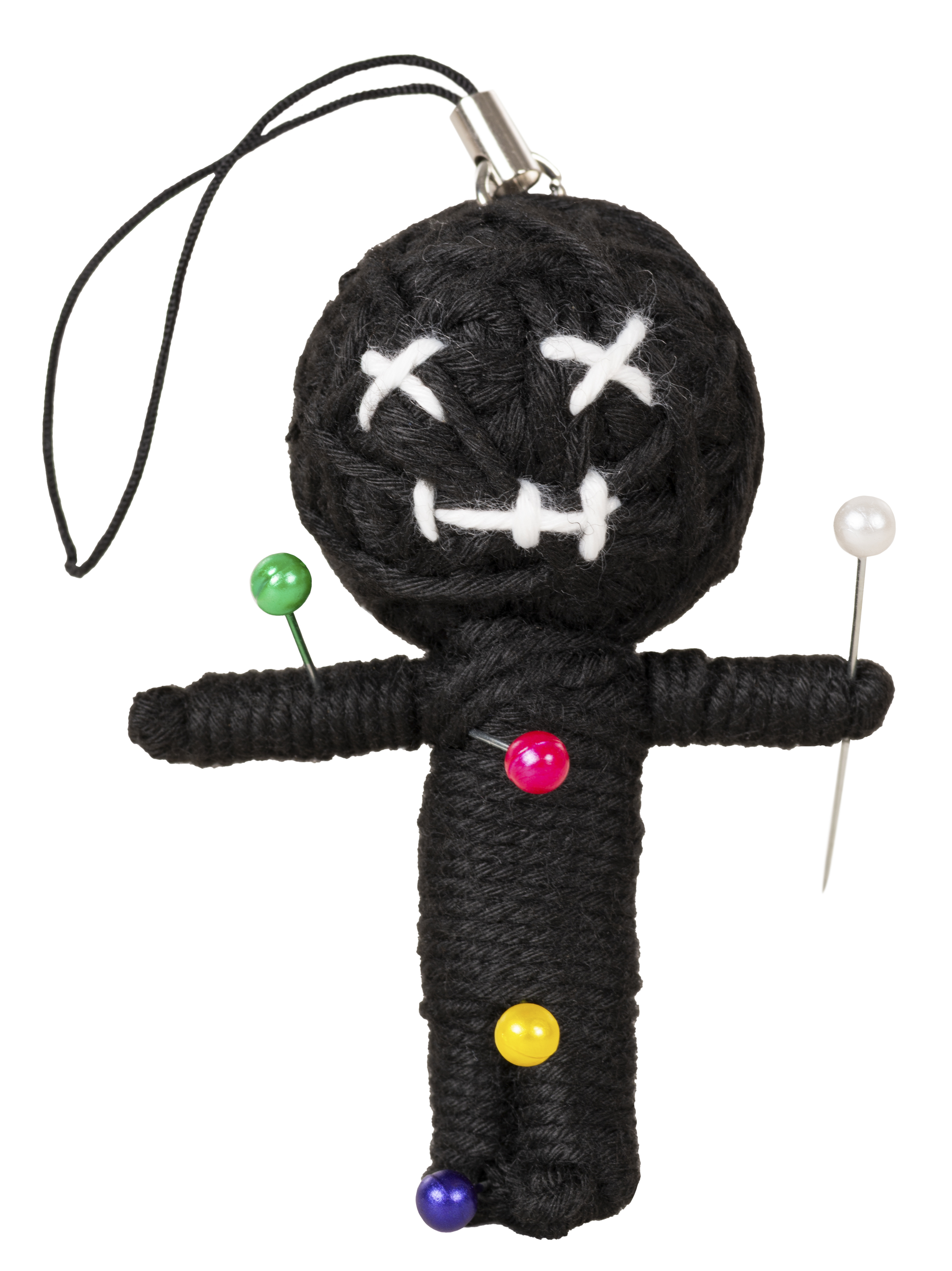 Eine schwarze Voodoo-Puppe mit weiß genähten Augen und Mund sowie Nadeln in verschiedenen Farben.