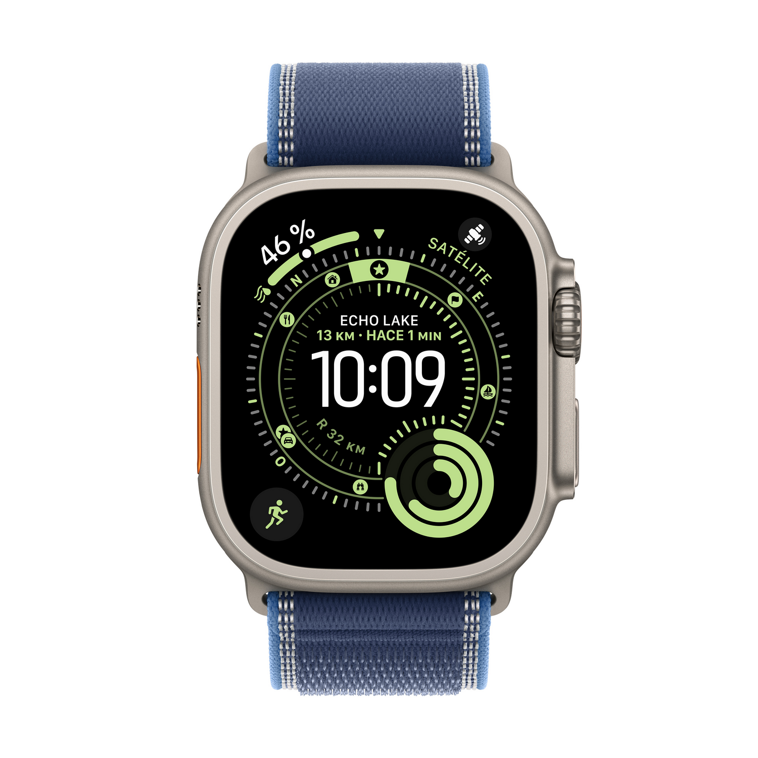 Primer plano de un smartwatch con correa azul. La pantalla muestra hora, ubicación y porcentaje de batería.
