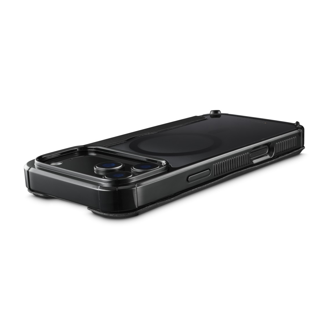 Ein schwarzes Smartphone in einer Schutzhülle. Das Telefon hat eine Dreifach-Kamera, einen kreisförmigen Magnetlader und eine strukturierte Seite.