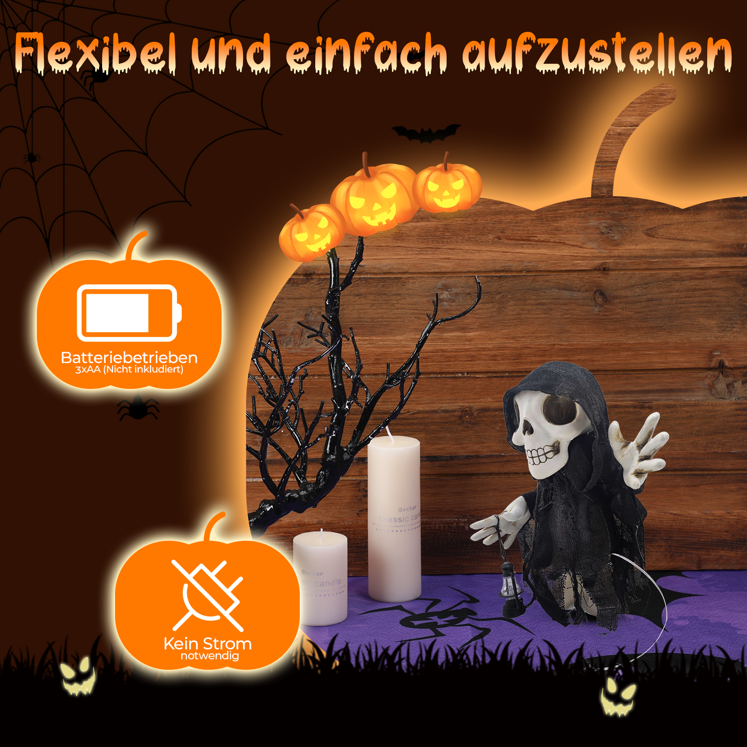 Halloween-Szene mit Kürbissen, Skelettfigur, Kerzen und Dekorationselementen auf einem lila Tuch vor einem Holz-Hintergrund.