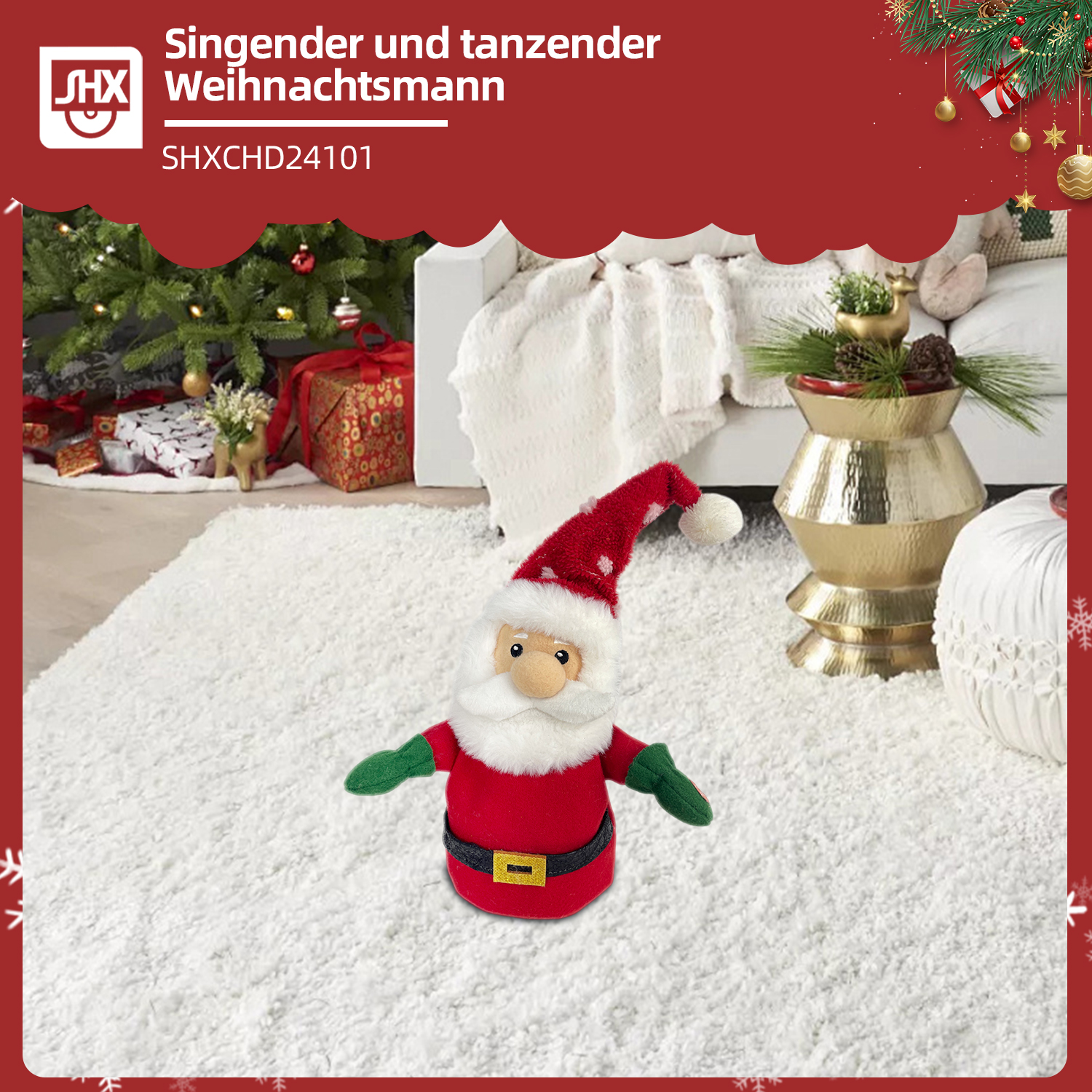 Eine Weihnachtsmann-Puppe steht auf einem weißen Teppich. Ein Weihnachtsbaum, Geschenke und Dekorationen sind im Hintergrund.