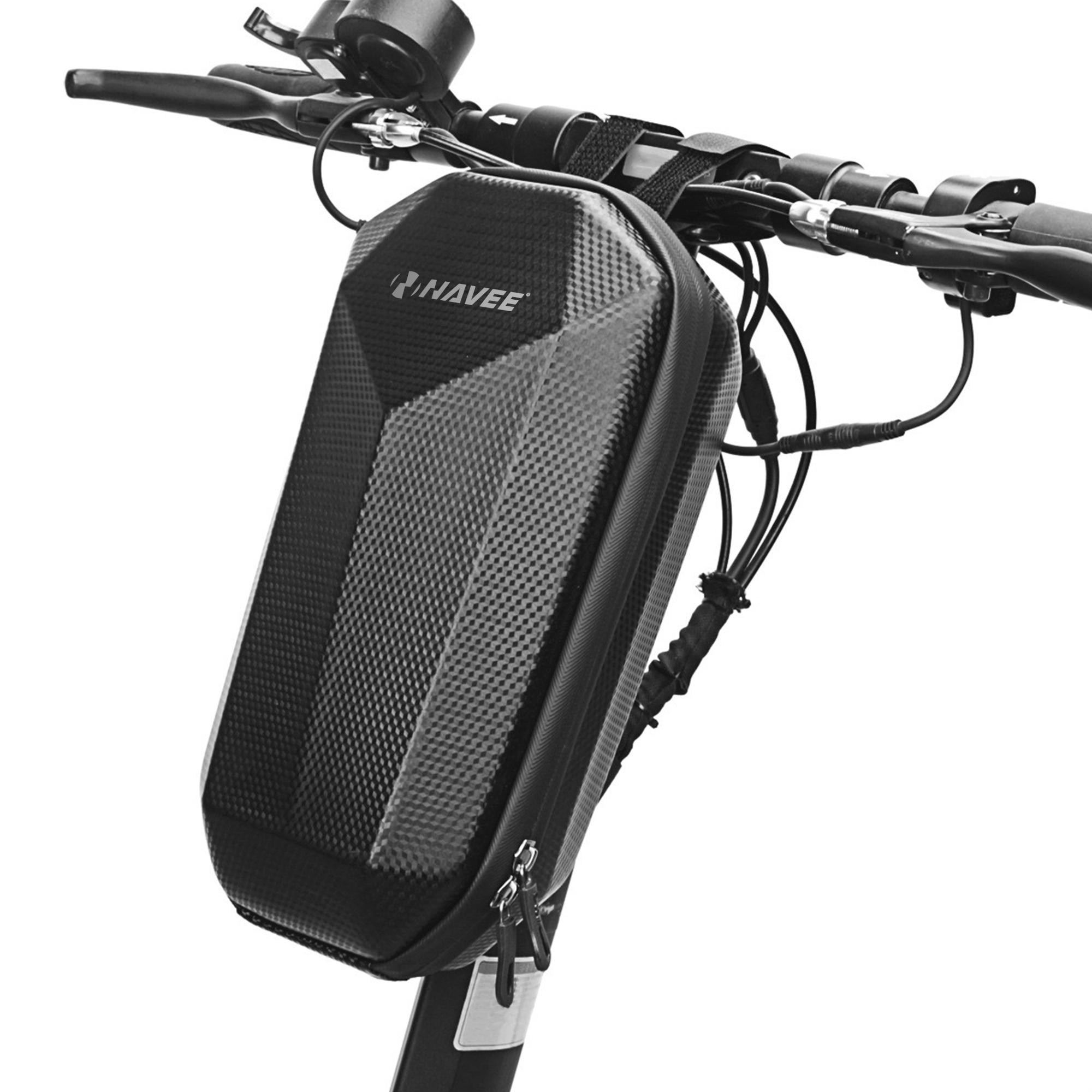 Schwarze Scootertasche am Lenker, mit strukturierter Oberfläche und dem 'NAVEE'-Logo.