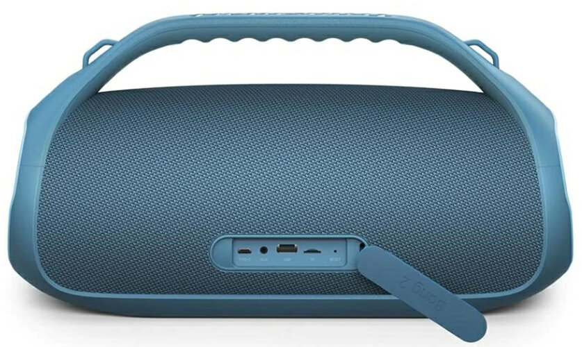 Niebieski boombox z uchwytem. Posiada porty i klapkę z napisem 'Bang 2'. Głośnik ma teksturowaną powierzchnię.