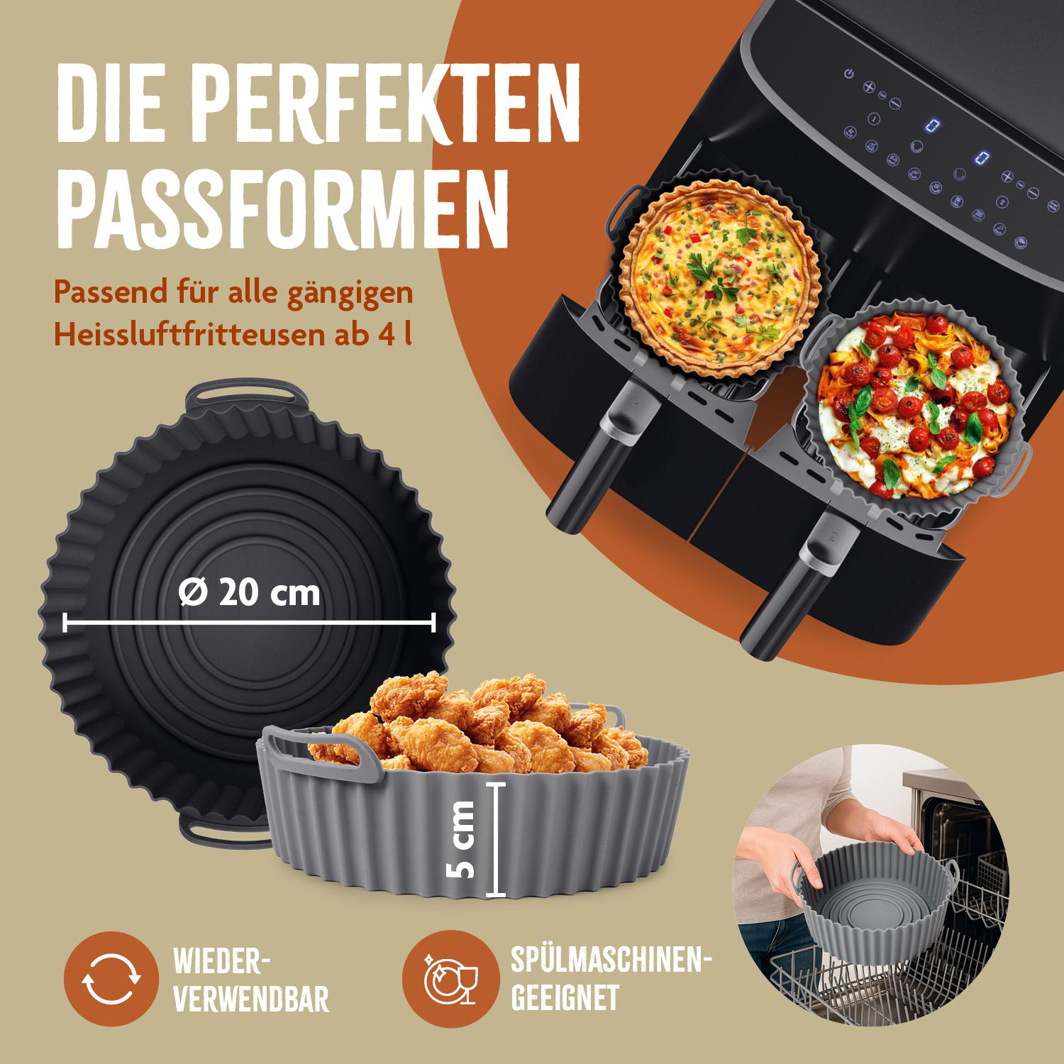 Ein Heißluftfritteuse mit Quiche und Pasta. Zubehör umfassen eine runde schwarze Pfanne und eine graue mit Hähnchen, plus spülmaschinenfest.