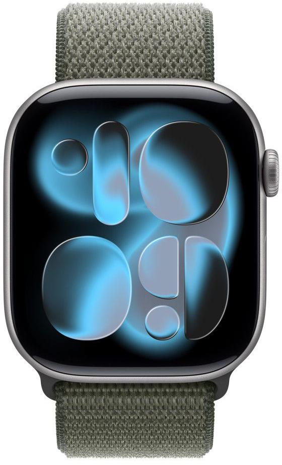 Az Apple Watch kék-fekete kijelzőt mutat. Szürke tokja és zöld szövetszíja van.