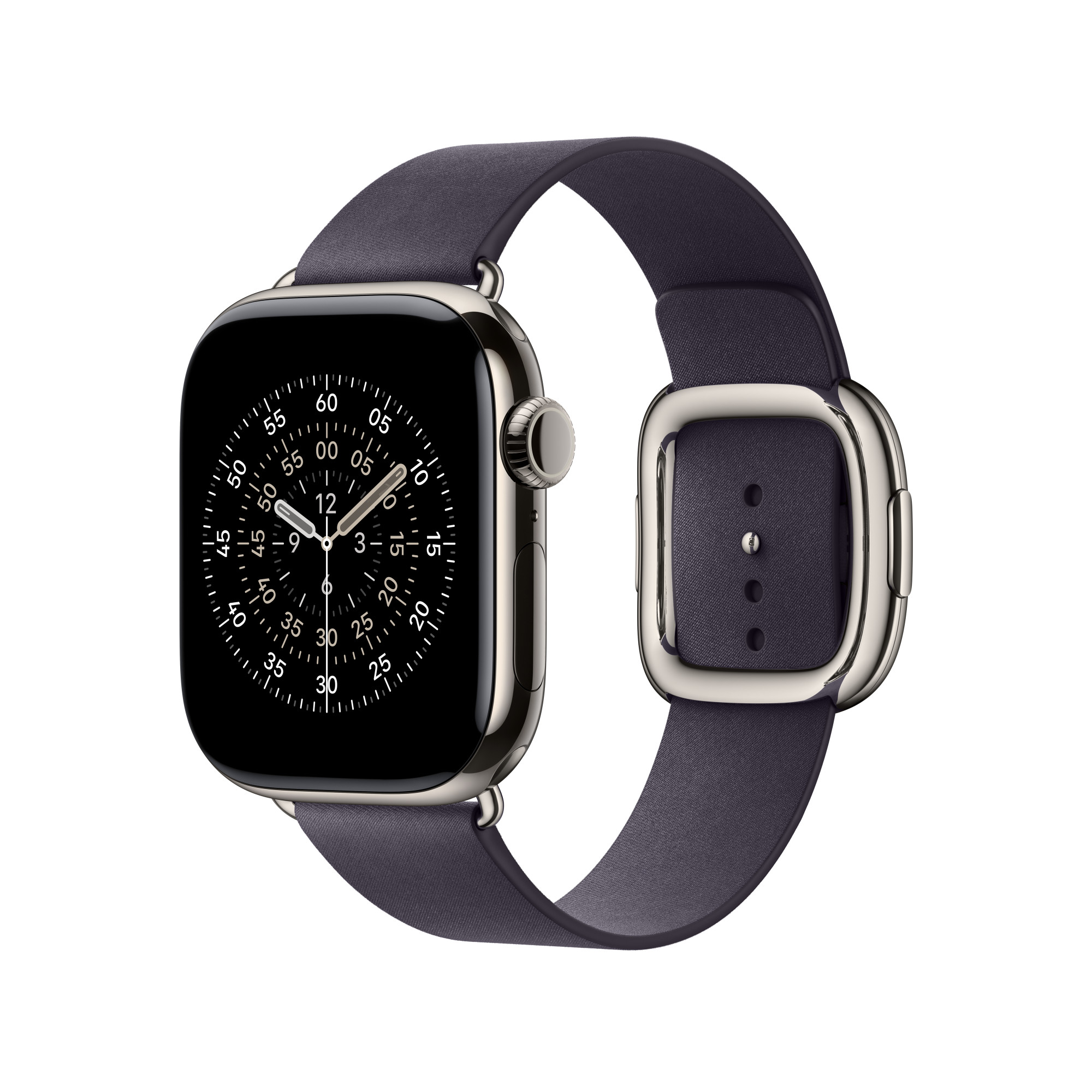 Zbliżenie srebrnego Apple Watch z czarną tarczą. Zegarek ma ciemnoniebieski skórzany pasek i srebrną klamrę.