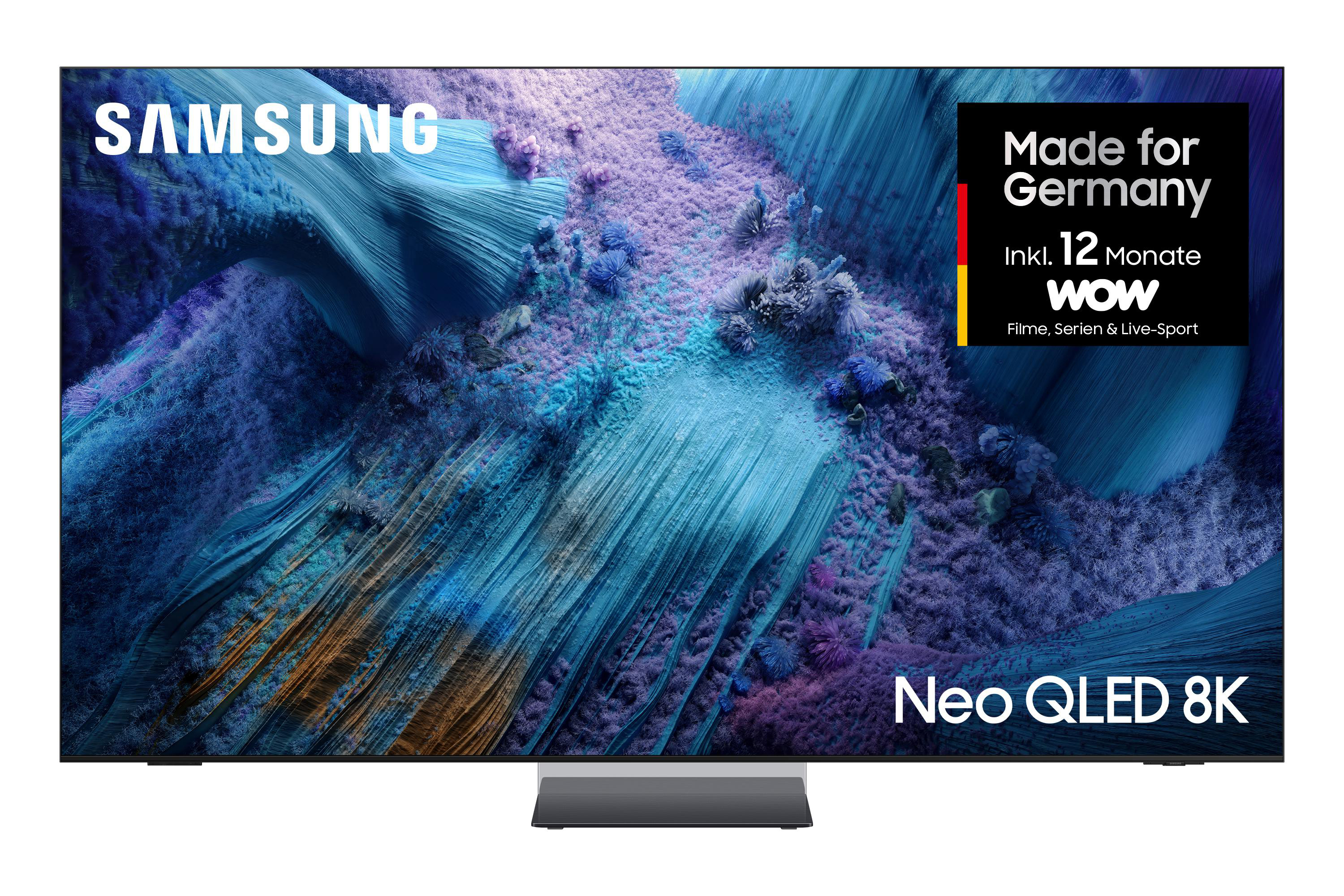 Samsung Neo QLED 8K Fernseher. Der Bildschirm zeigt ein blaues und violettes abstraktes Design. Made for Germany wird angezeigt.