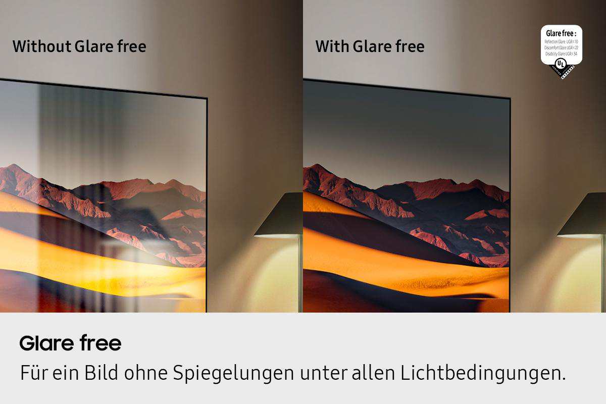 Das Bild zeigt zwei Bildschirme mit einer Wüstenlandschaft, einer spiegelt, der andere blendfrei. Text: 'Glare free'.