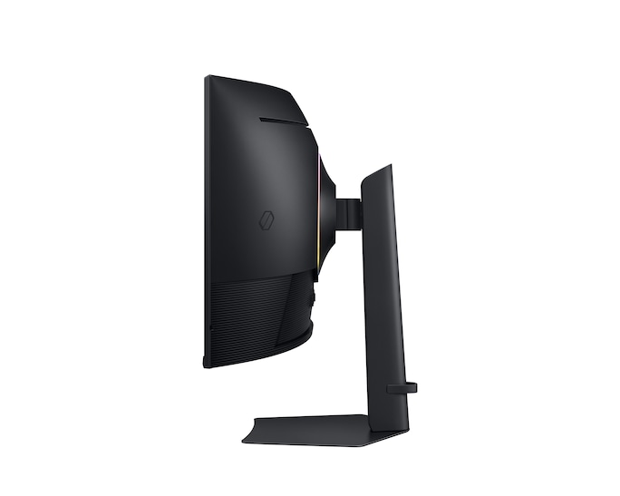 Seitenansicht eines schwarzen, gekrümmten Computermonitors. Der Monitor steht auf einem Ständer, mit gebogenem Bildschirm und schwarzem Rahmen.