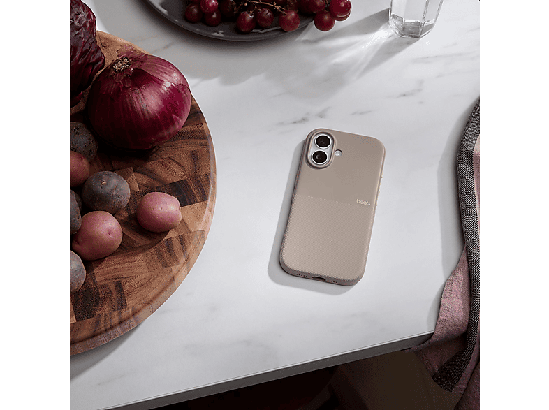 Thumbnail - BEATS Rugged Case mit MagSafe und Kamerasteuerung, Backcover, Apple, iPhone 17, Alpengrau