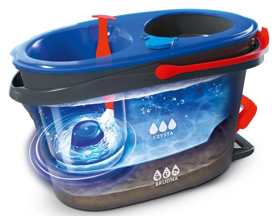 Niebiesko-szary wiader z mopem z wodą w środku. Ma dwa przegrody, wyciskarkę i uchwyt. Woda jest oznaczona jako 'czysta' i 'brudna'.