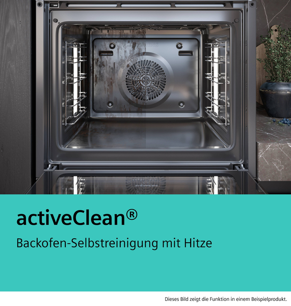 Offener Ofeninnenraum, der schmutzige und saubere Seiten zeigt. activeClean-Logo unten, Text auf Deutsch. Hintergrund: Arbeitsplatte und Pflanze.
