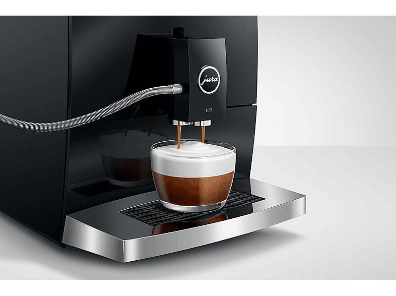 Jura 15753 C9 Kaffeevollautomat (Piano Black, Professional Aroma Grinder (P.A.G.), 15 bar, Milchschlauch) — Foto 5 von 5