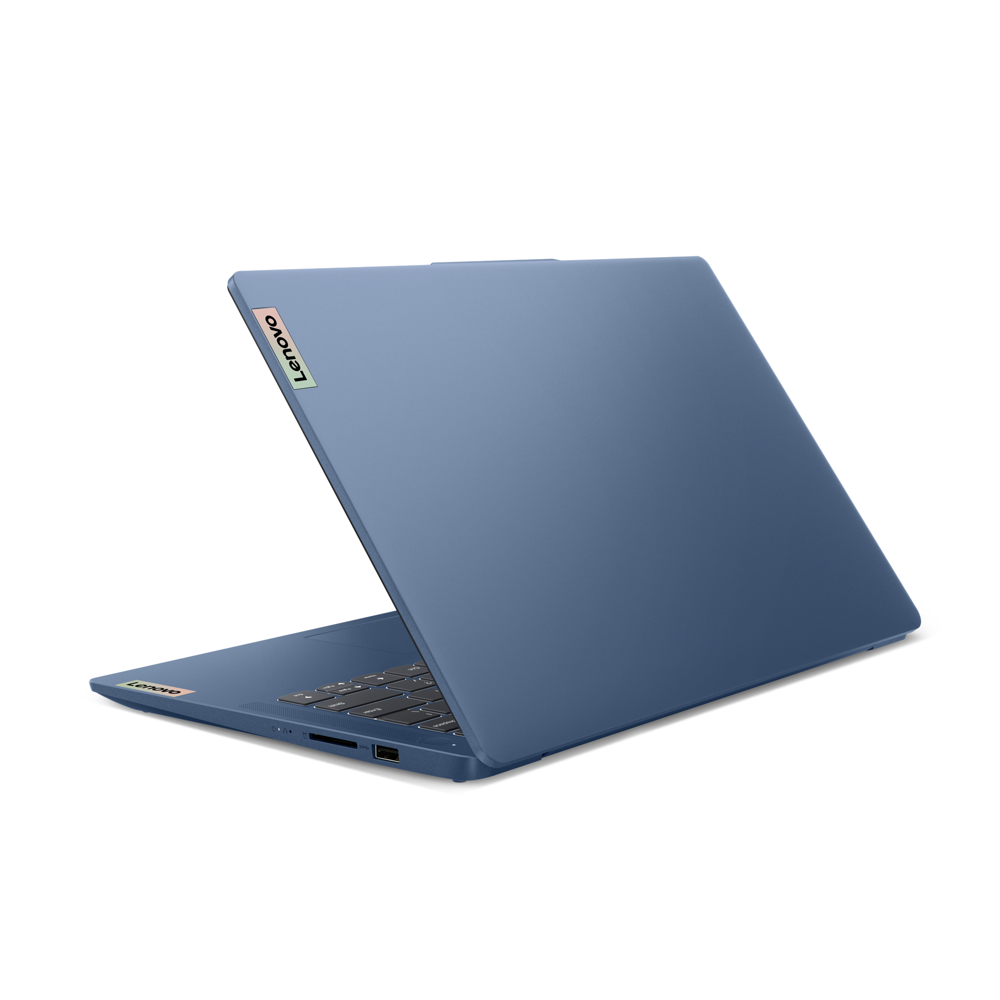 Blauer Lenovo-Laptop auf schwarzem Hintergrund, leicht geöffnet. Lenovo-Logo auf dem Deckel. Tastatur sichtbar, Anschlüsse an der Seite.