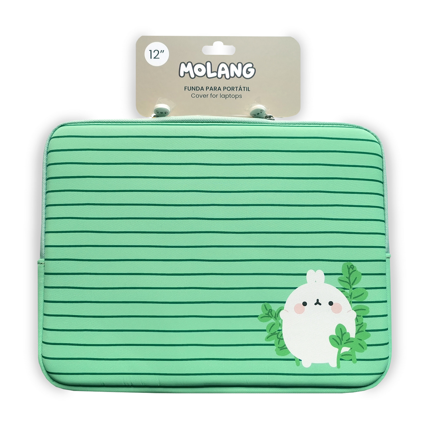 Una funda verde para portátil con rayas horizontales verde oscuro. Presenta un personaje de conejo blanco y tréboles. La parte superior tiene una etiqueta.