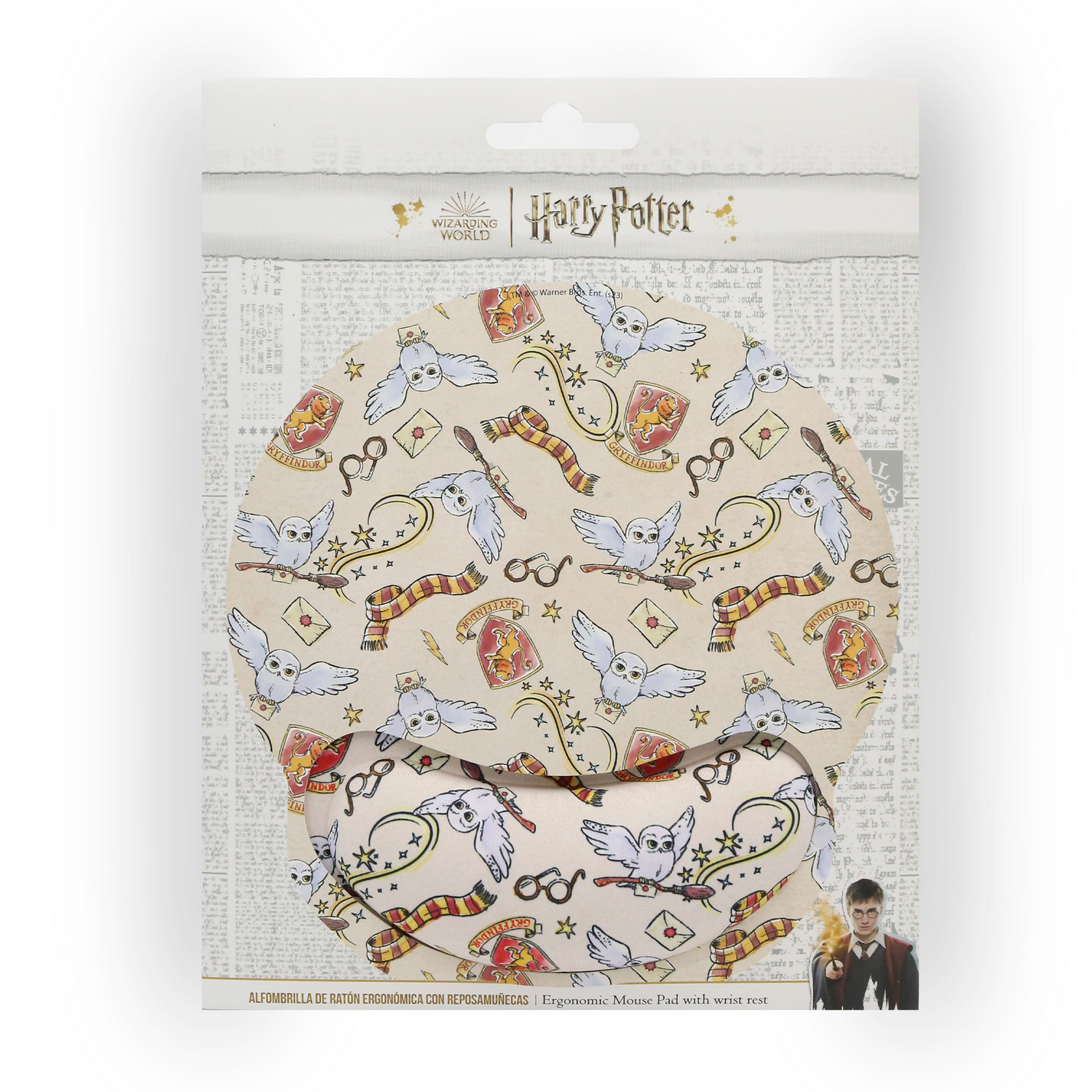 Alfombrilla de ratón de Harry Potter con elementos de búho, bufanda y Gryffindor. El embalaje incluye logotipos de Harry Potter y Wizarding World.