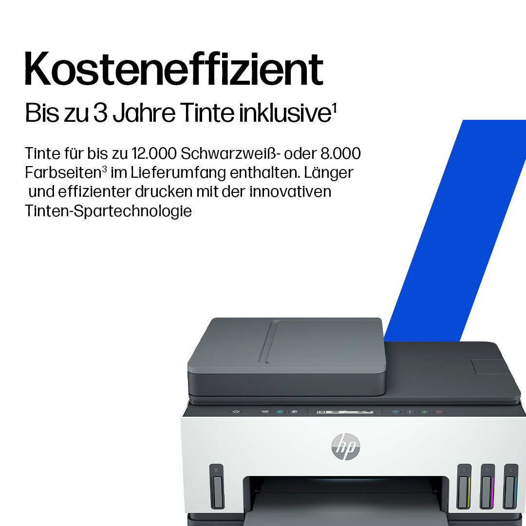 Ein HP-Drucker auf weißem Hintergrund. Text oben wirbt für Tinte, mit blauem Streifen. Drucker hat graue Oberseite und farbige Tintenanzeigen.