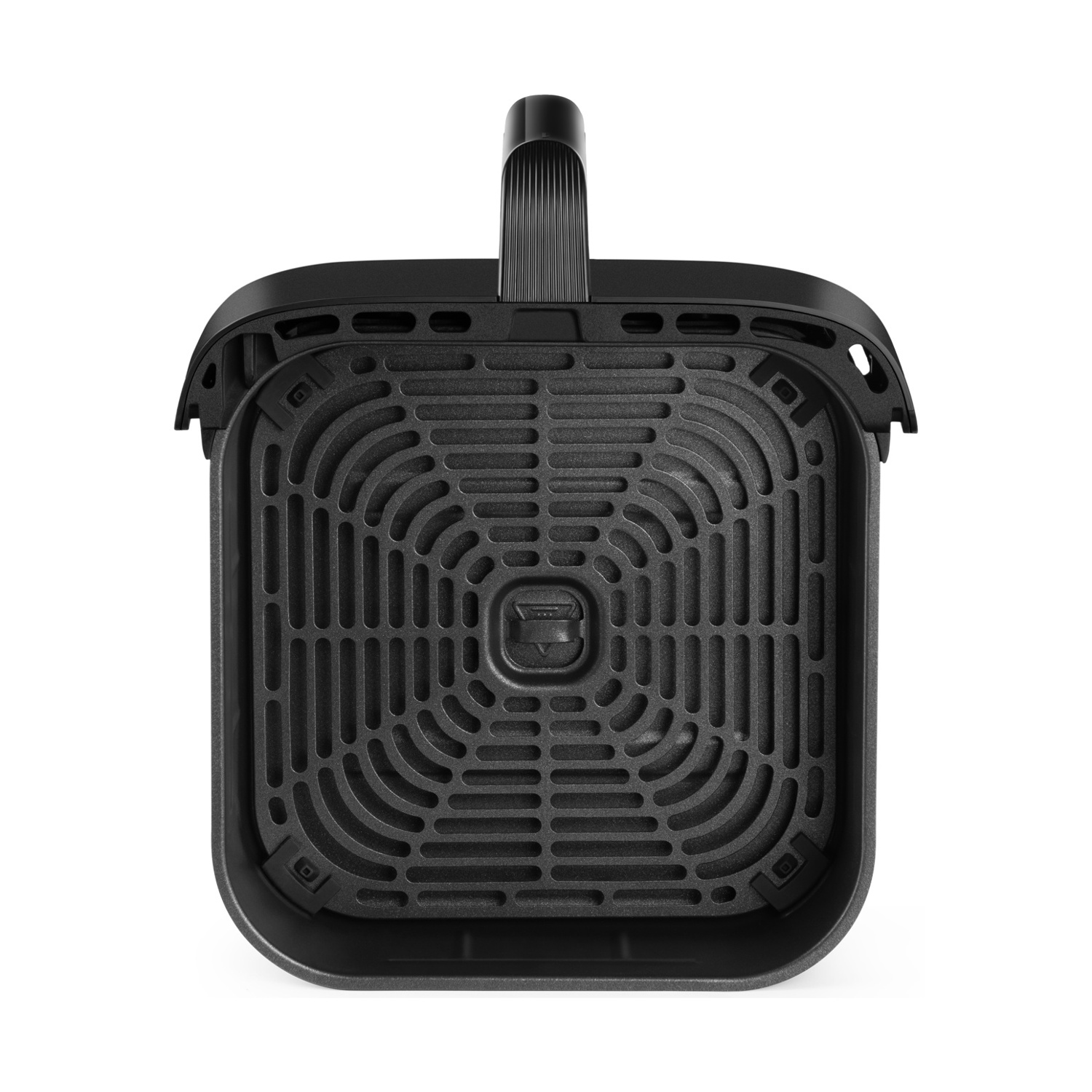 Primo piano di un cestello nero per friggitrice ad aria. Ha una maniglia, una forma quadrata e un interno a motivi. Lo sfondo è bianco.