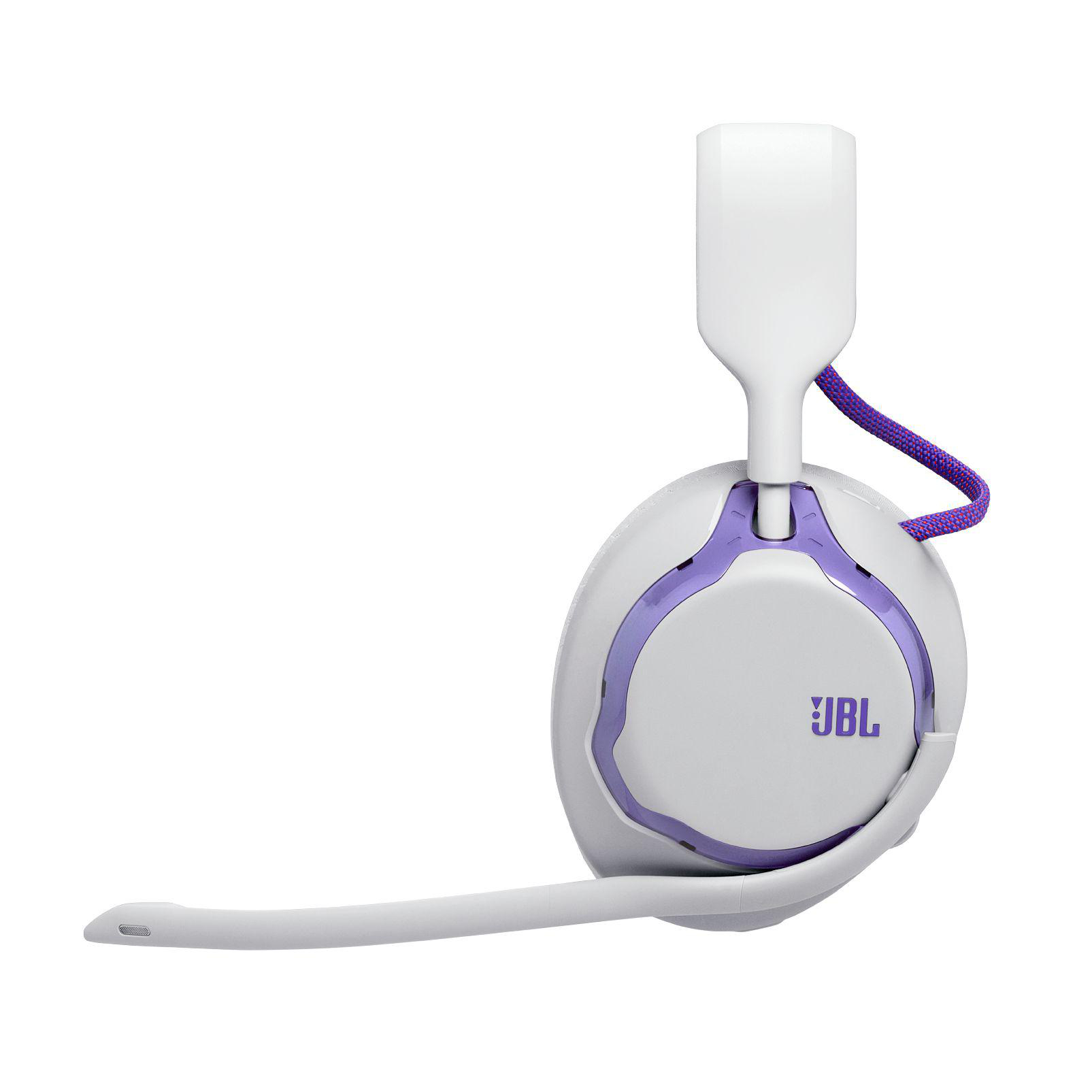 Weißes und lilafarbenes JBL-Gaming-Headset. Es hat ein Mikrofon und ein lila geflochtenes Kabel.