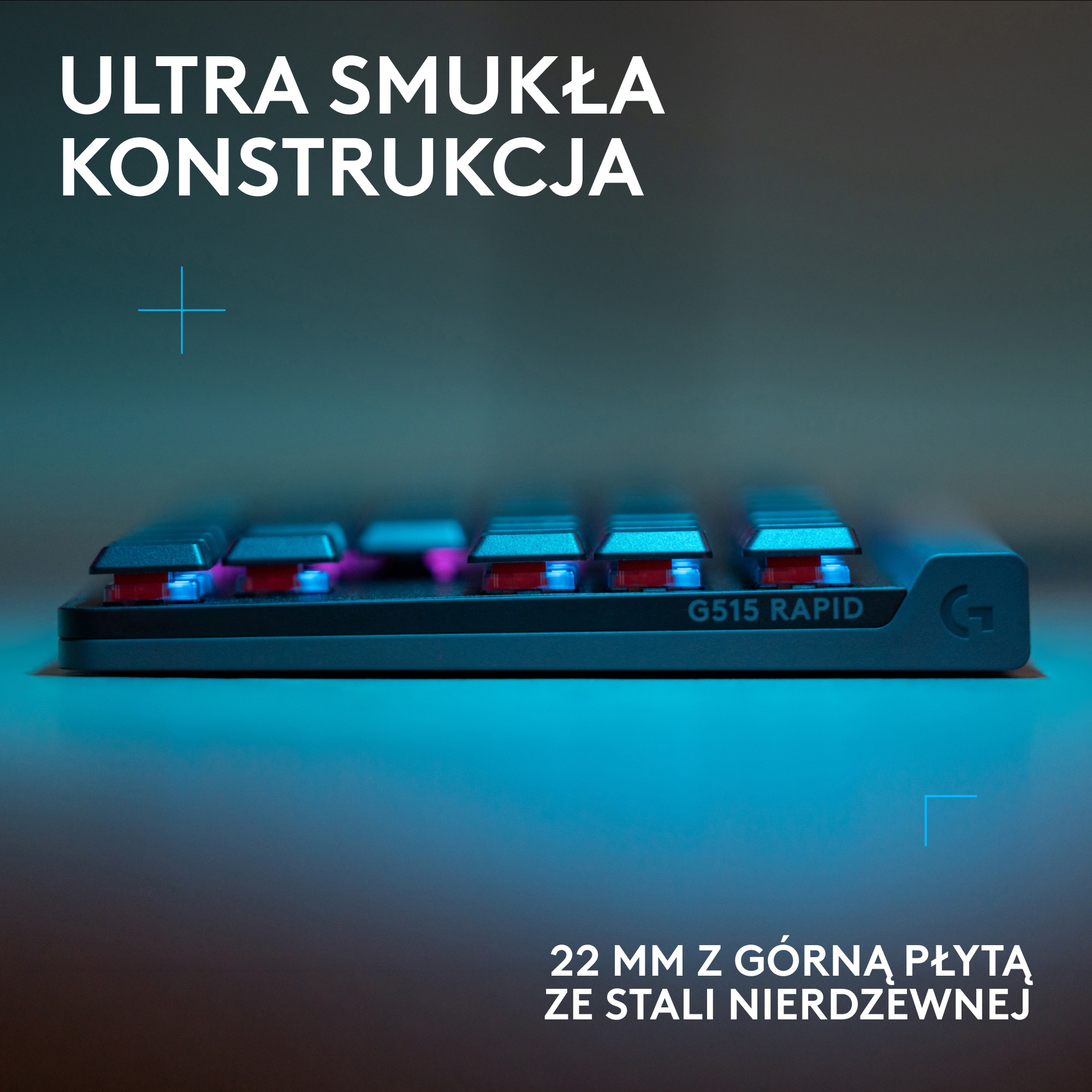 Czarna klawiatura z podświetlanymi klawiszami. Tekst mówi 'Ultra Slim Construction' i '22mm Stainless Steel'. Niebieskie i czerwone światła.