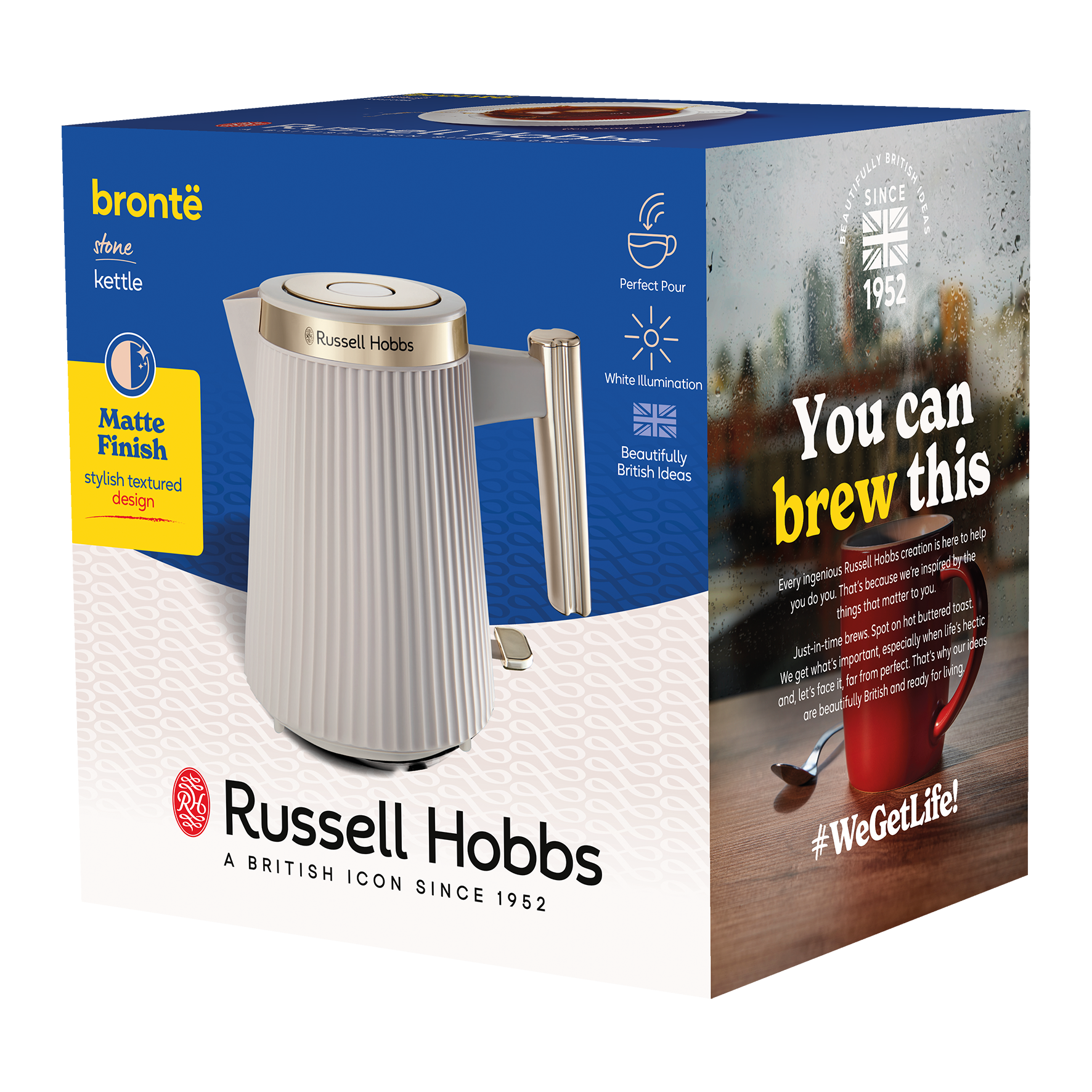 Dobozos Russell Hobbs vízforraló. A szöveg: 'You can brew this'. Egy piros bögre kanállal egy fa asztalon.