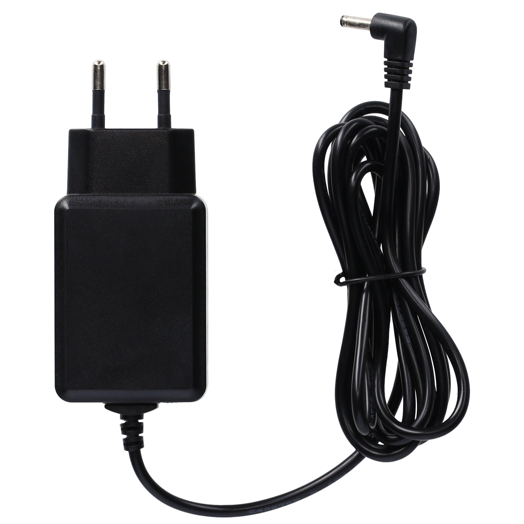 Schwarzes Netzteil mit zwei Stiften und einem schwarzen Kabel. Das Kabel ist aufgerollt.