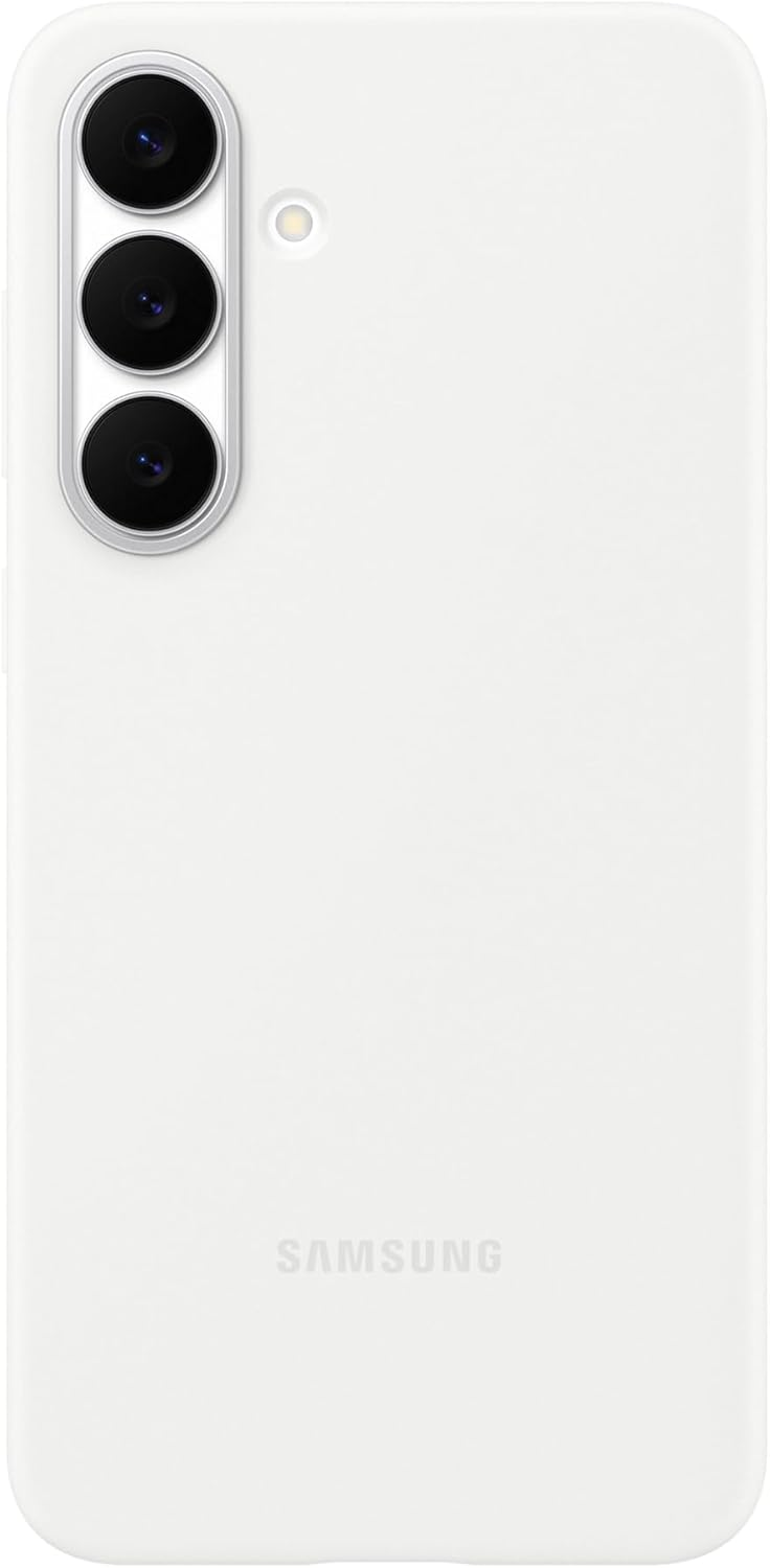 Eine weiße Smartphone-Hülle mit einem Kameramodul mit drei runden Linsen und einem Blitz. Das Samsung-Logo befindet sich unten.