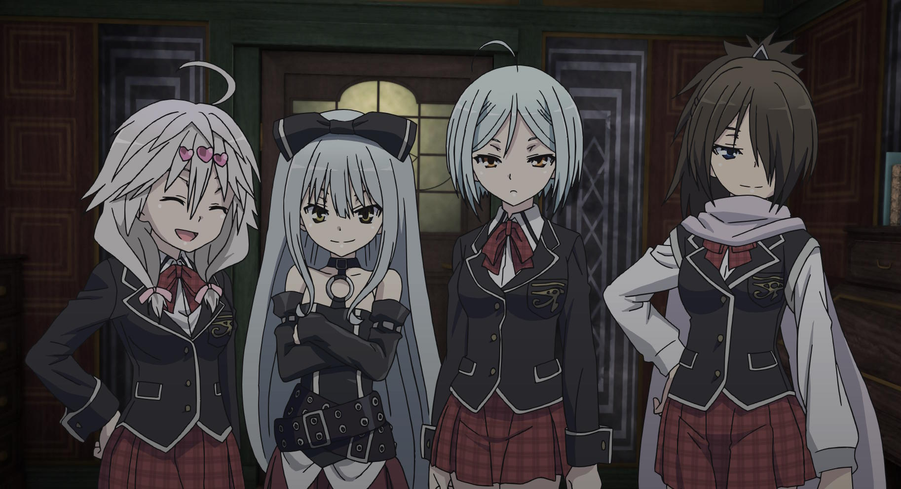Vier Anime-Mädchen in Schuluniformen stehen in einem Raum. Sie haben unterschiedliche Haarfarben und Gesichtsausdrücke und schauen den Betrachter an.