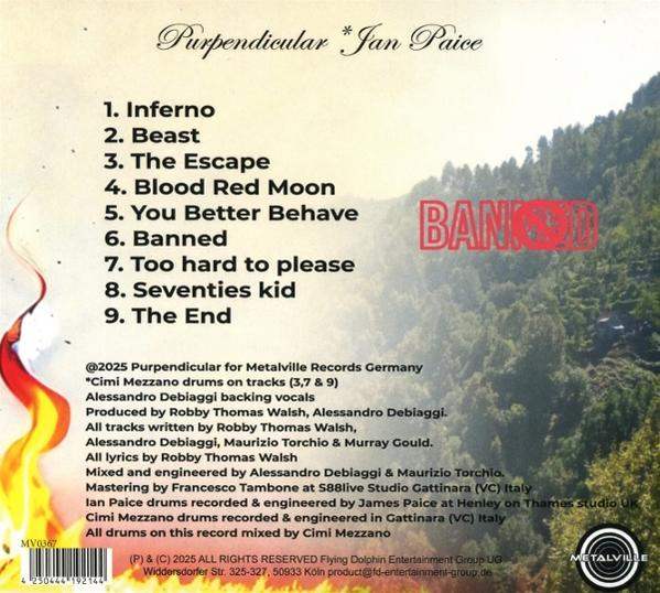 Albumcover mit Titelliste, Künstlername und Bergpanorama. Das Wort 'Banned' ist über dem Berg gestempelt.