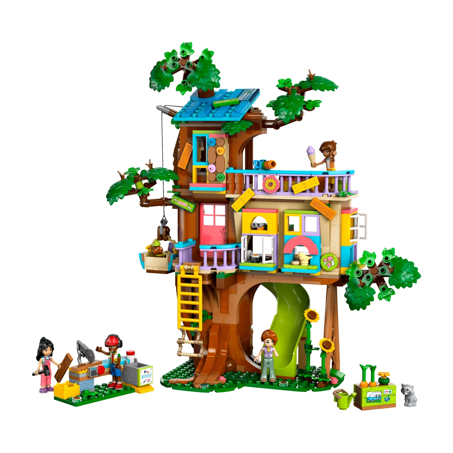 Una casa sull'albero Lego con personaggi. Include uno scivolo, una scala e vari accessori. Dispone di un'officina e un piccolo negozio.