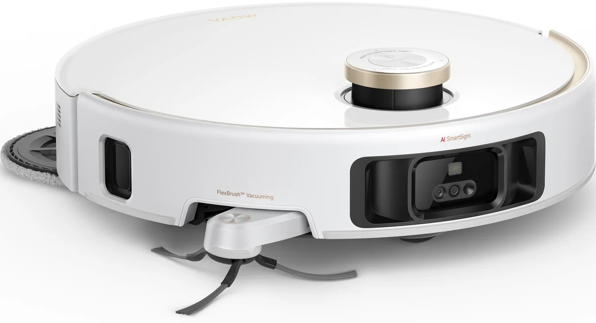 Un aspirateur robot blanc et doré. Il a une forme ronde avec une petite tour et une tête de nettoyage avec des brosses.