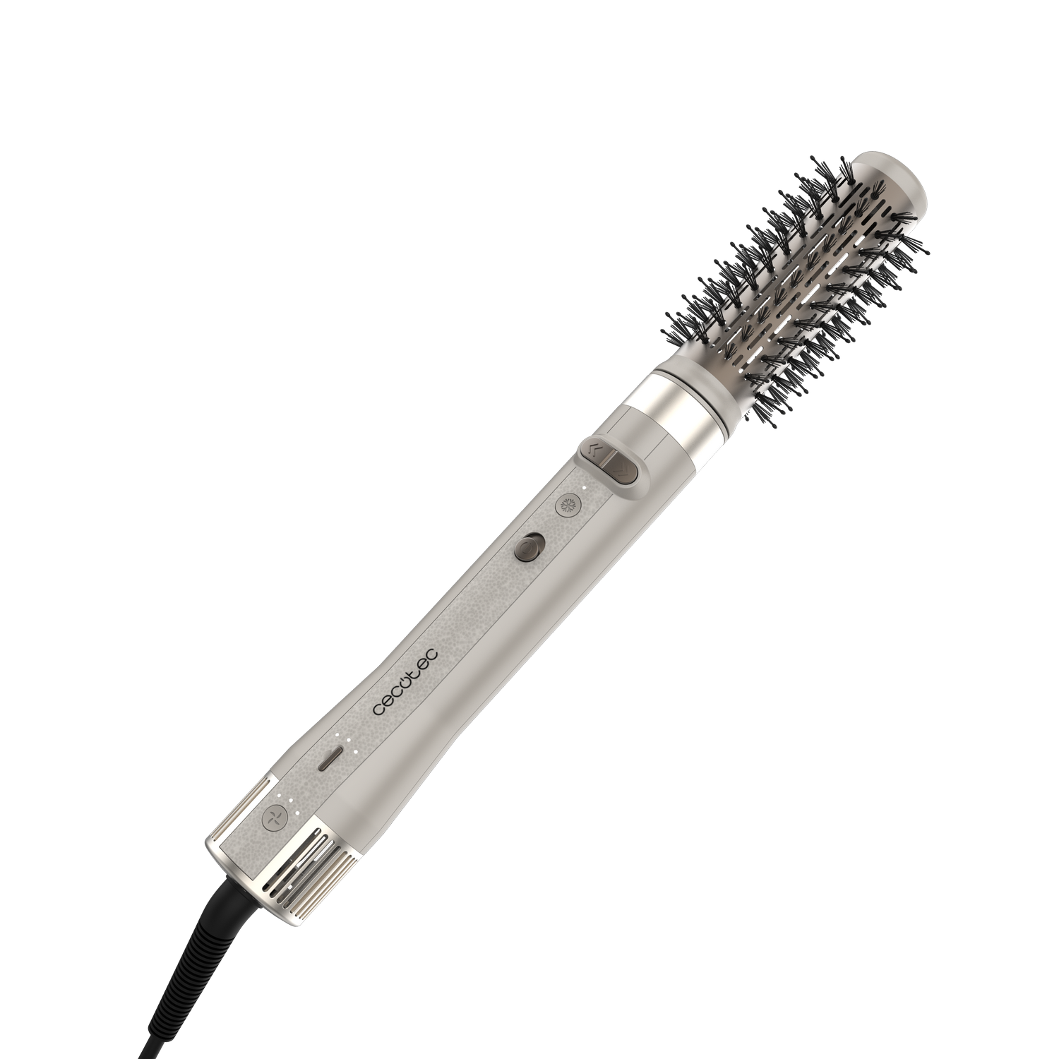 Un cepillo plateado para peinar el cabello con cabezal redondo, cerdas negras y cable de alimentación negro, sobre fondo gris.