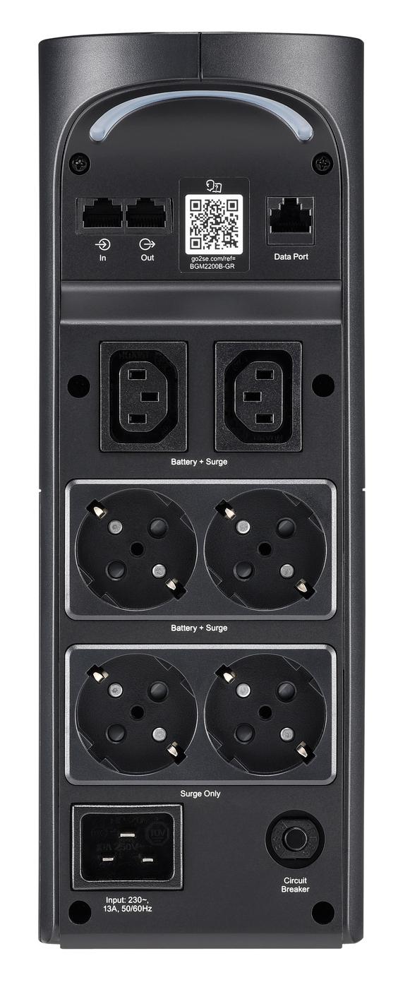 Czarne urządzenie UPS z wieloma gniazdami zasilania, oznaczone 'In', 'Out', 'Data Port', 'Battery + Surge' i 'Surge Only'. Posiada również wyłącznik.