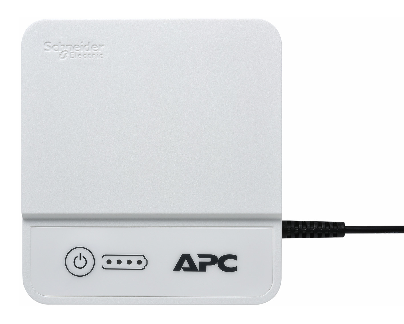 Białe urządzenie APC z przyciskiem zasilania, wskaźnikiem baterii i logo APC. Posiada czarny przewód.