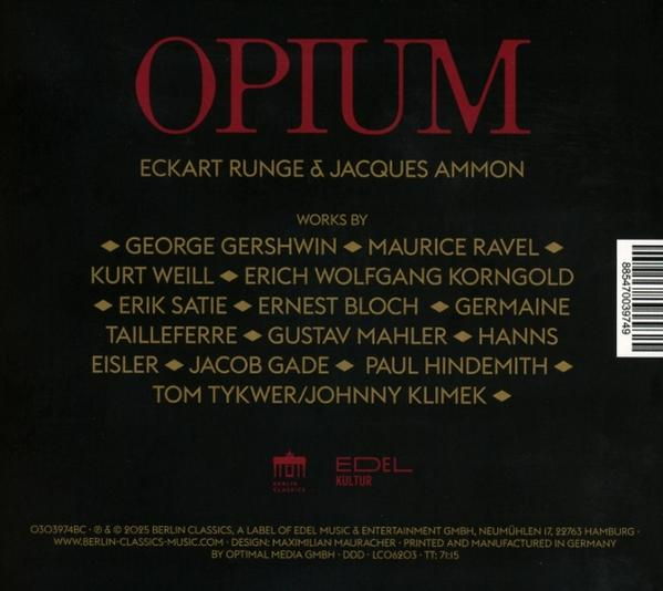 CD-Cover mit 'OPIUM' in Rot, Namen und einer Liste von Komponisten wie Gershwin. Schwarzer Hintergrund, weißer Text.