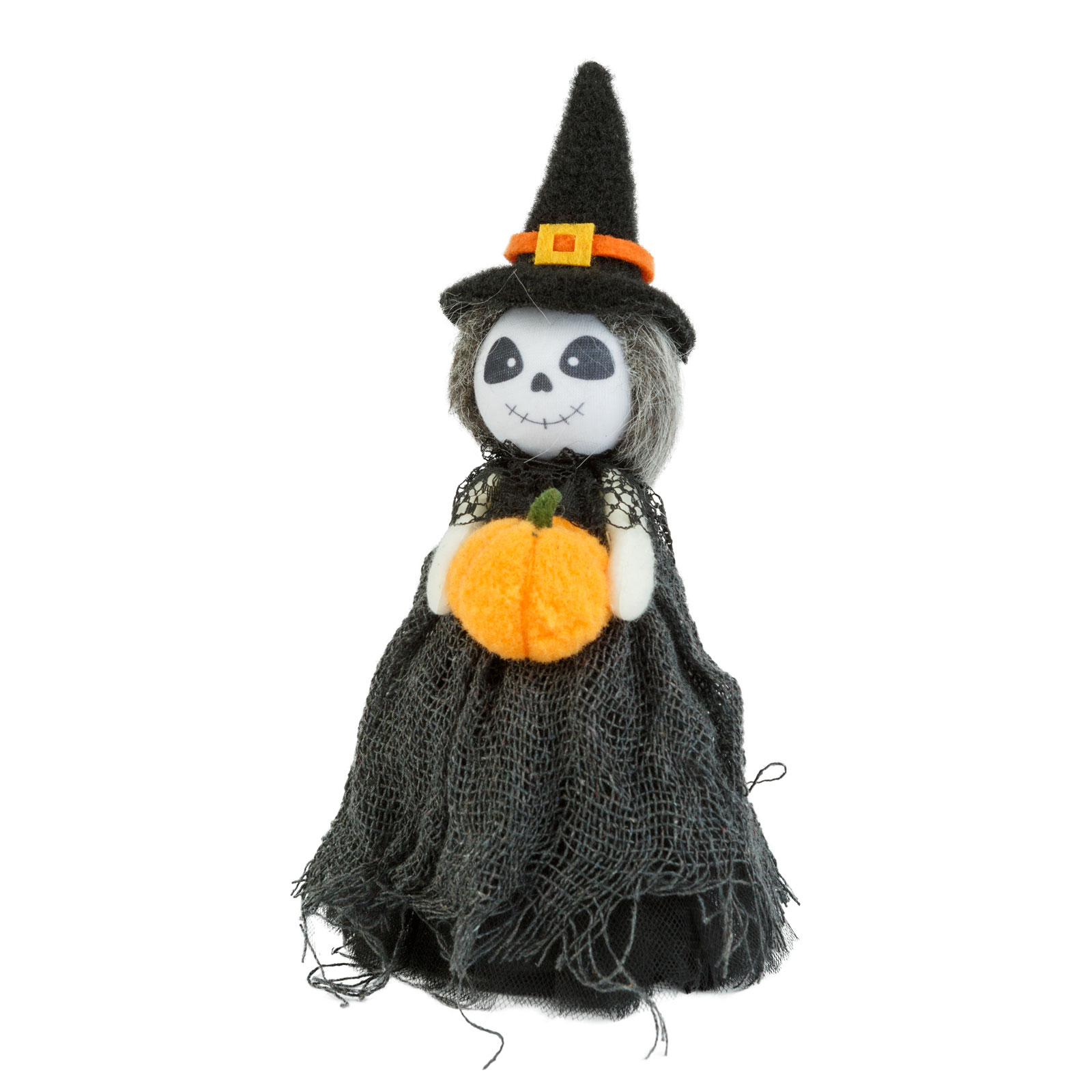 Egy Halloween-dísz: egy boszorkány baba csontváz arccal, narancssárga tököt tartva, fekete ruhában és kalapban.