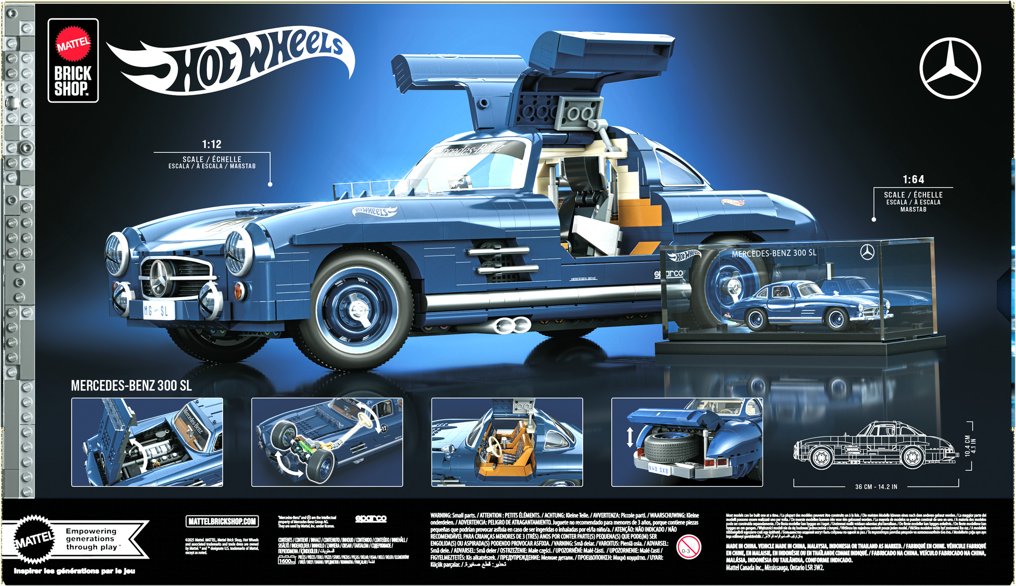 Blaues Hot Wheels Mercedes-Benz 300 SL Modell. 1:12 Maßstab mit geöffneten Türen. Vitrine mit kleinerem Modellauto.