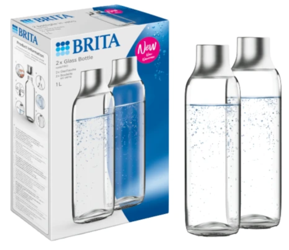 Pudełko Brita z dwiema szklanymi butelkami na wodę. Na pudełku widać butelki i napis 'Nowe'. Dwie butelki są również pokazane.