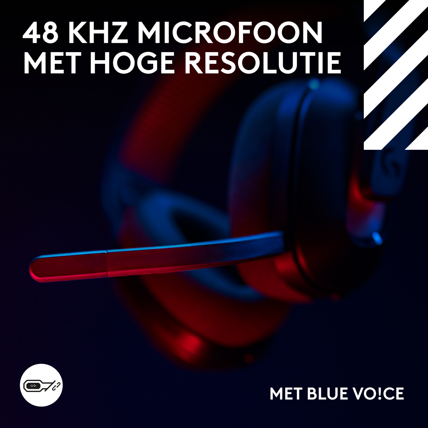 Headphones with a microphone. Text: 48 KHz microfoon met hoge resolutie, Met Blue Vo!ce. White and black diagonal lines.
