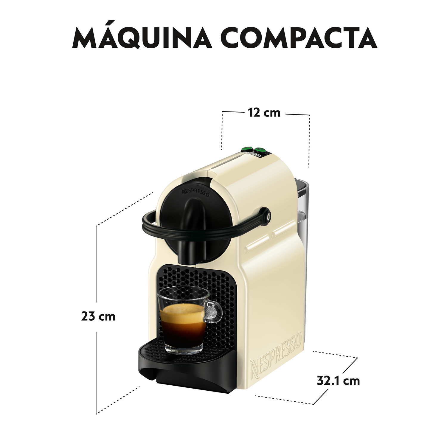 Una cafetera Nespresso crema con una taza de espresso de vidrio. Dimensiones: 23cm, 12cm y 32.1cm.