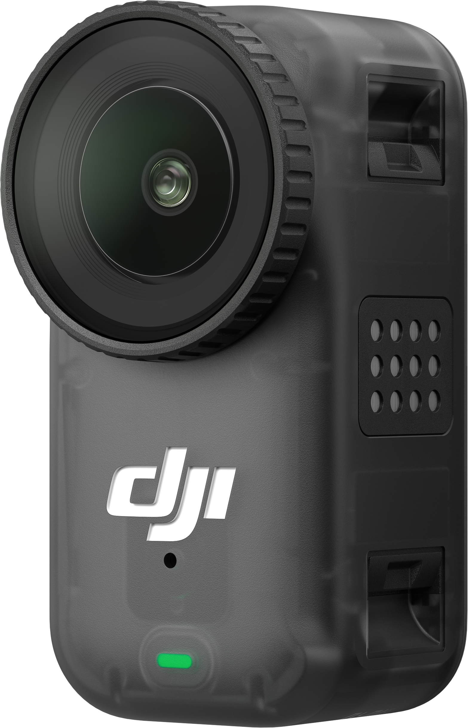 Caméra d'action noire avec grand objectif, logo DJI et lumière verte. Elle a des boutons et des ouvertures.