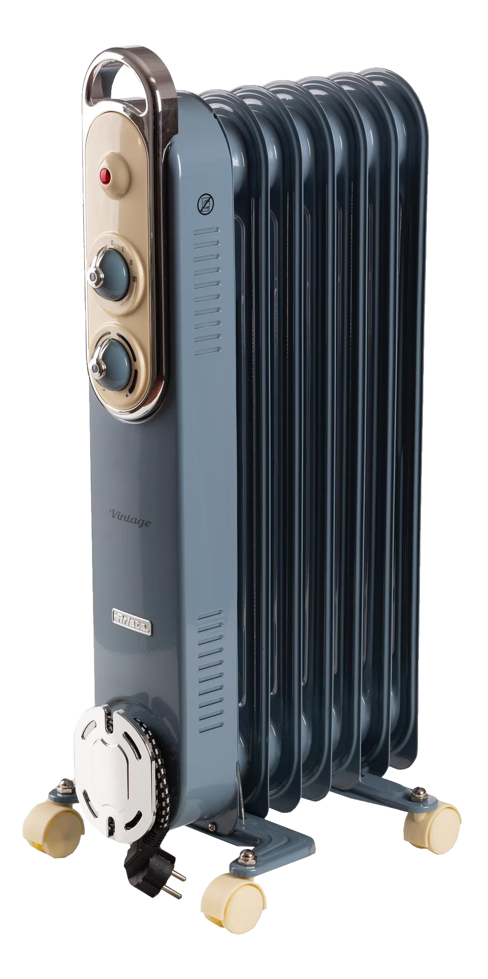 Un radiateur à huile vintage. Il est bleu-gris avec des commandes et des roues crème. Dispose d'une poignée, cadrans et prise.