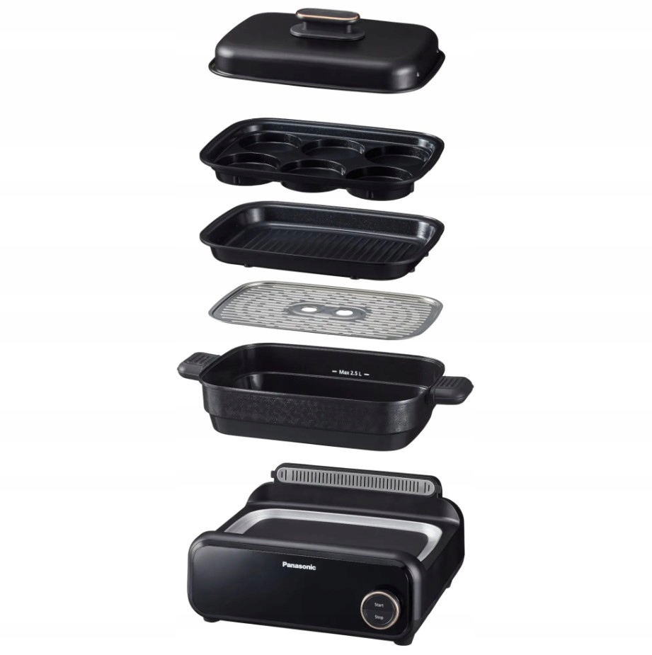 Widok rozłożony czarnego multicookera Panasonic, pokazujący pokrywę, tace i podstawę z przyciskami sterowania.