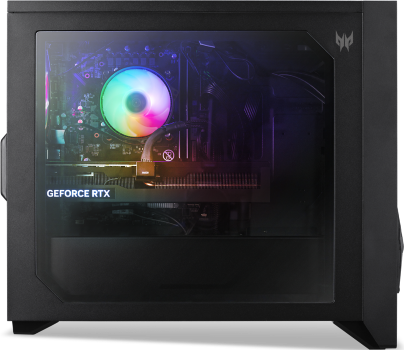 Boîtier d'ordinateur noir avec panneau latéral en verre. À l'intérieur, un ventilateur coloré, une carte graphique avec "GEFORCE RTX" et d'autres composants sont visibles.