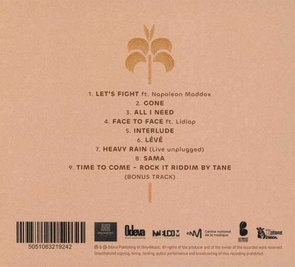 Rückseite des Albums mit Titelliste: 'Let's Fight', 'Gone', 'All I Need', 'Face to Face', 'Interlude', 'Lévé', 'Heavy Rain', 'Sama'.